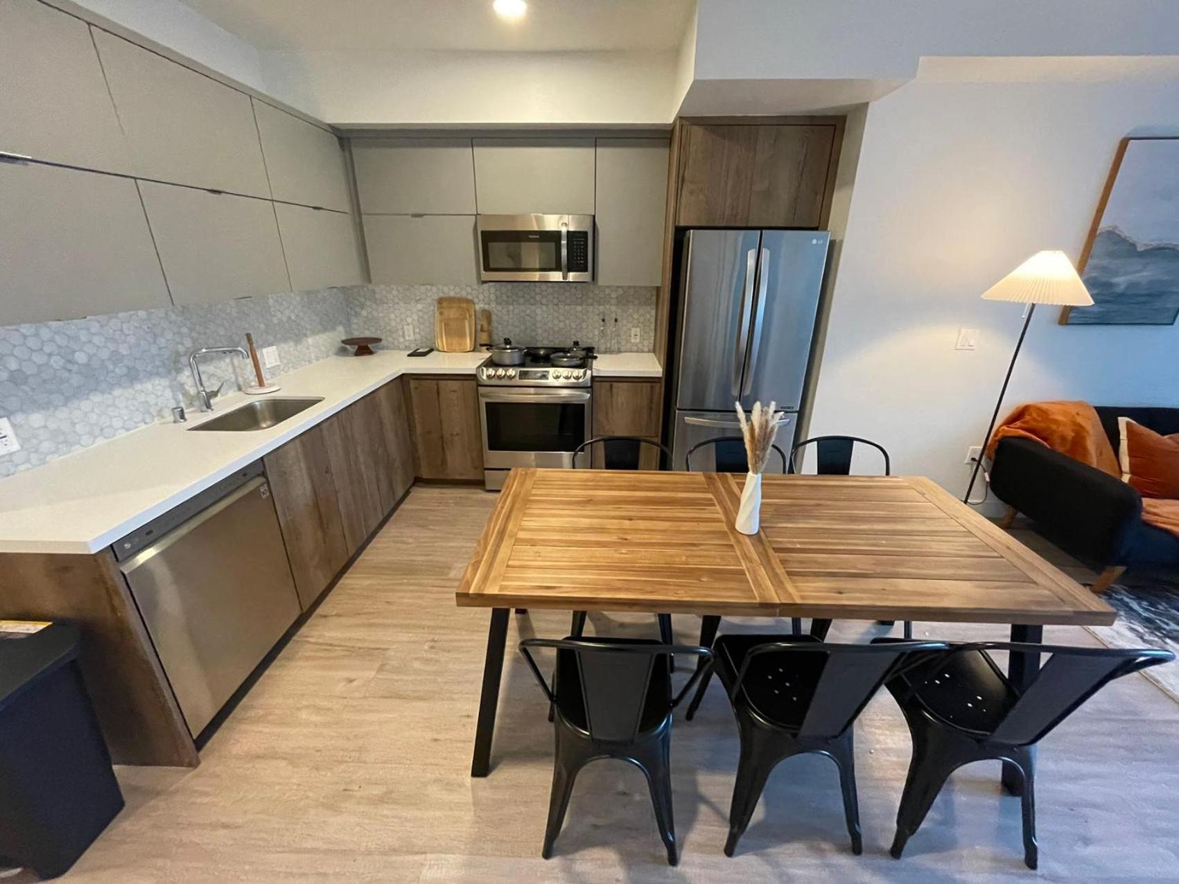 Chic Urban Retreat In Heart Of La, Steps From Attractions! Hotell Los Angeles Exteriör bild