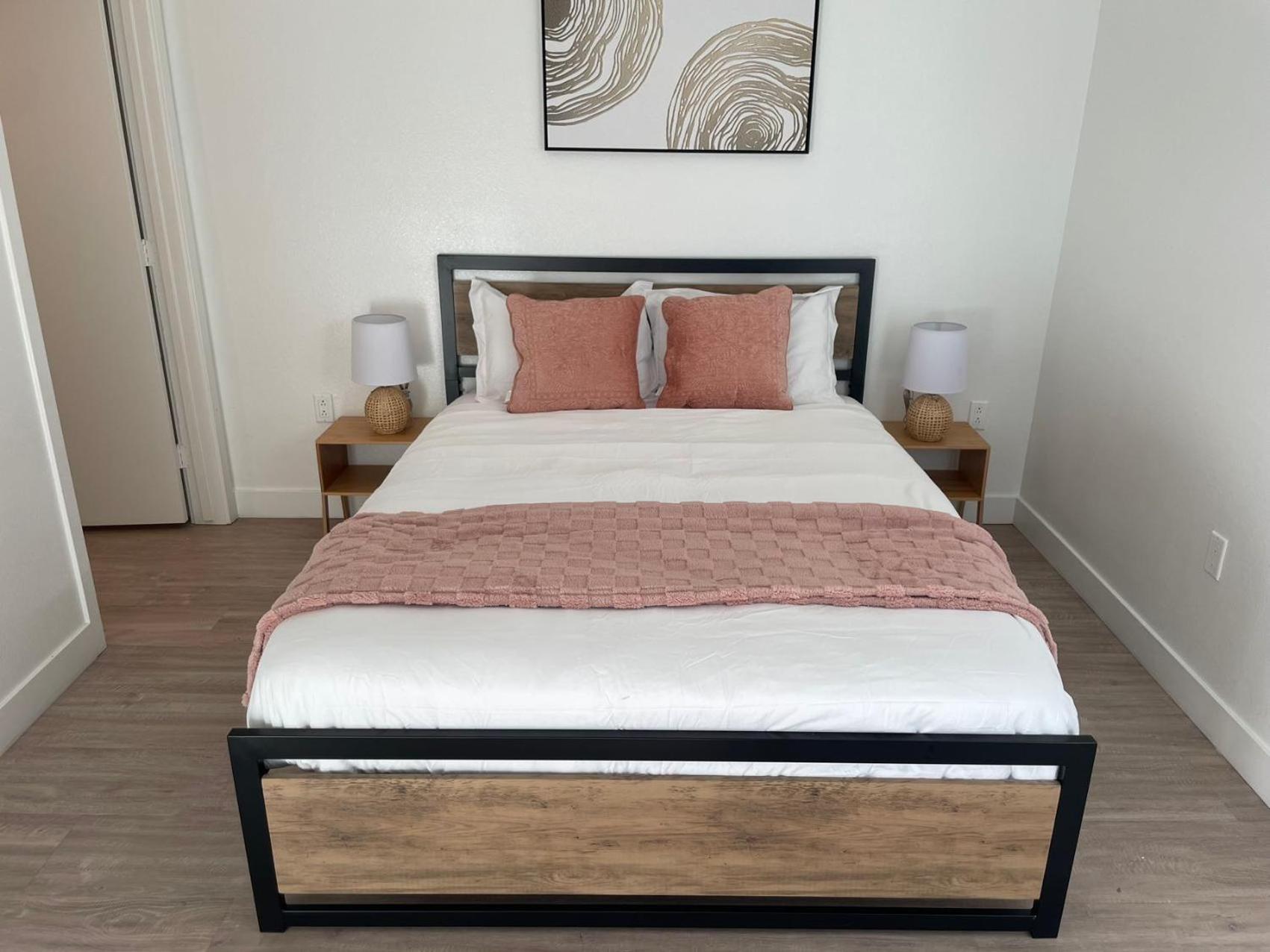 Chic Urban Retreat In Heart Of La, Steps From Attractions! Hotell Los Angeles Exteriör bild