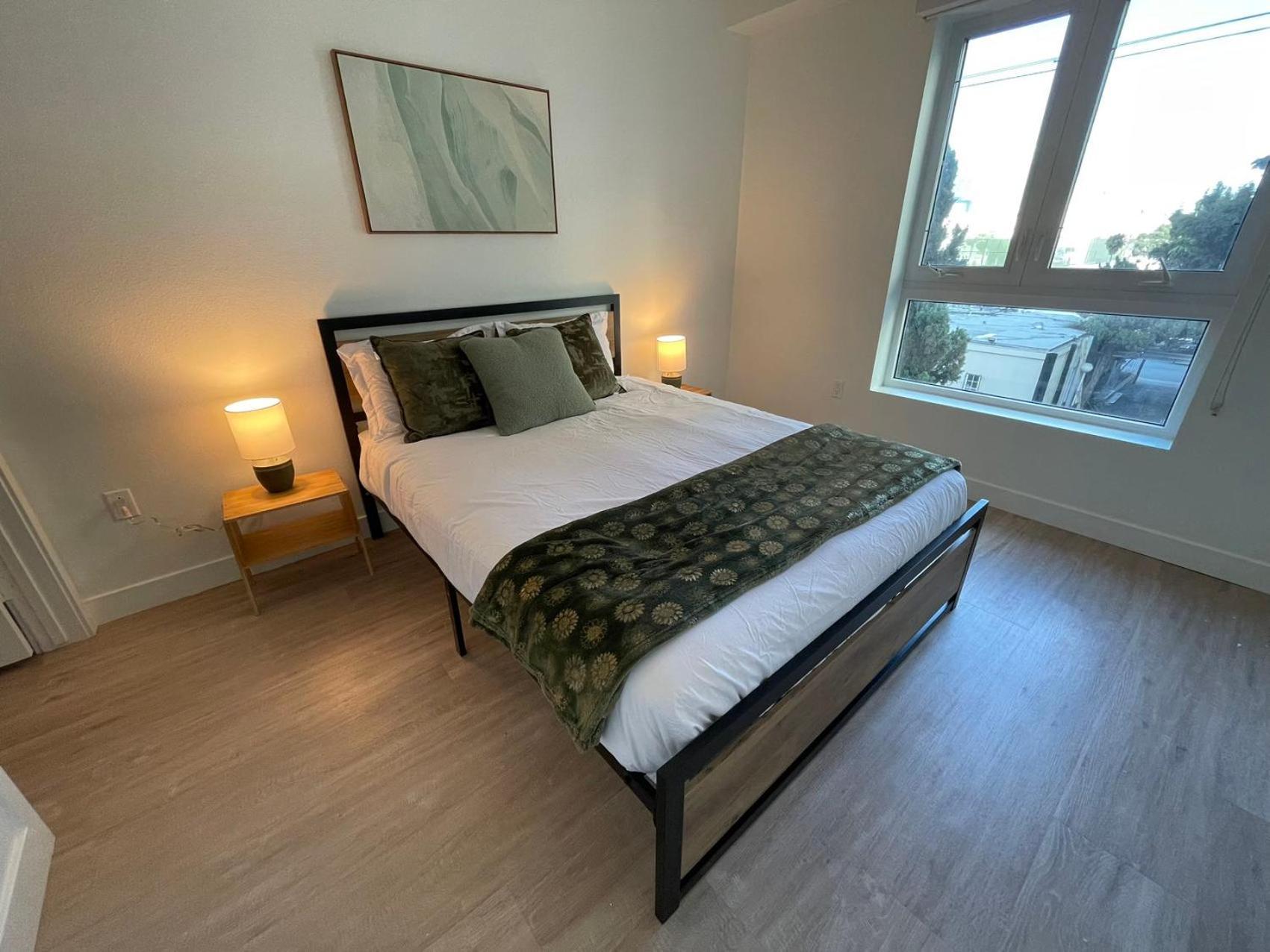 Chic Urban Retreat In Heart Of La, Steps From Attractions! Hotell Los Angeles Exteriör bild