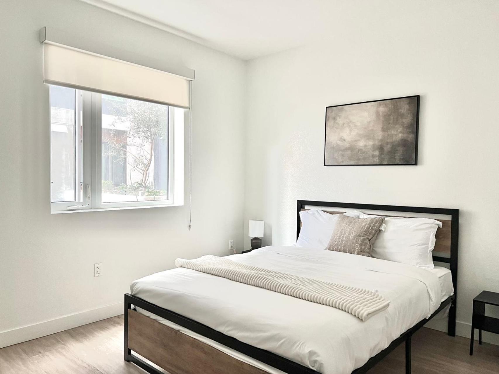 Chic Urban Retreat In Heart Of La, Steps From Attractions! Hotell Los Angeles Exteriör bild